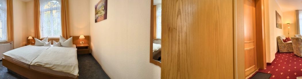 Schlafzimmer der Suite